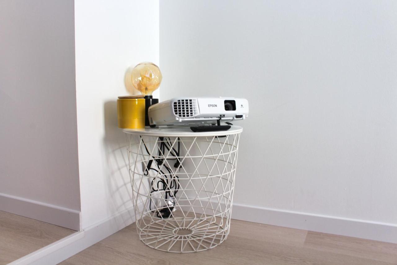Studio Videoprojecteur & Popcorn - Proche Victoire Apartment Бордо Екстериор снимка