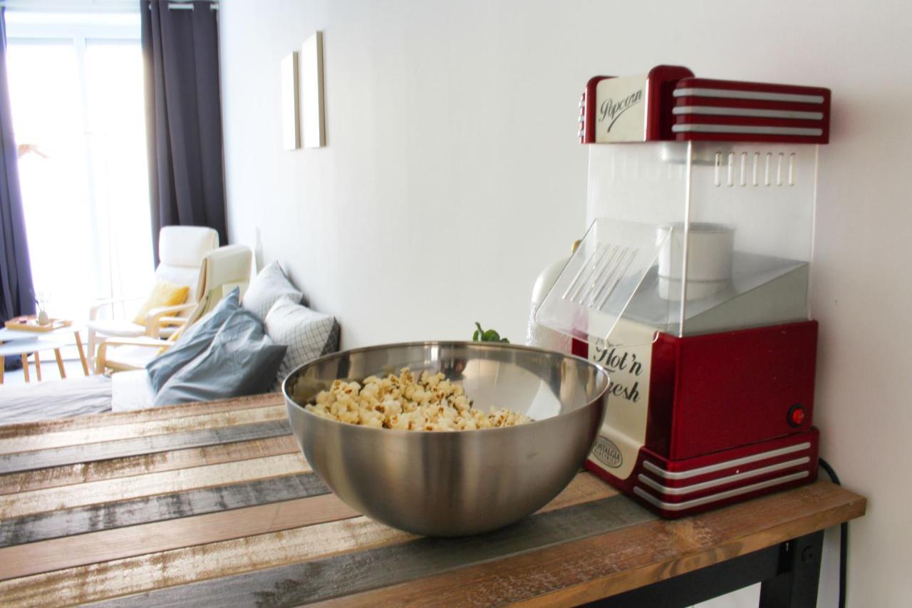 Studio Videoprojecteur & Popcorn - Proche Victoire Apartment Бордо Екстериор снимка